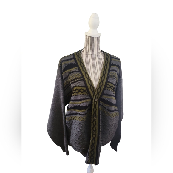 Vintage 90's Coogi Style U.O.ME 100% Acrylic Multi Cardigan Rare Find SIZE L - Picture 2 of 6